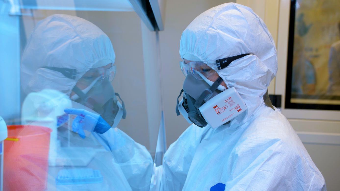 Laboratorium w Sosnowcu: Tu świąteczna radość przeplata się z widmem śmierci