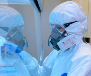 Laboratorium w Sosnowcu: Tu świąteczna radość przeplata się z widmem śmierci