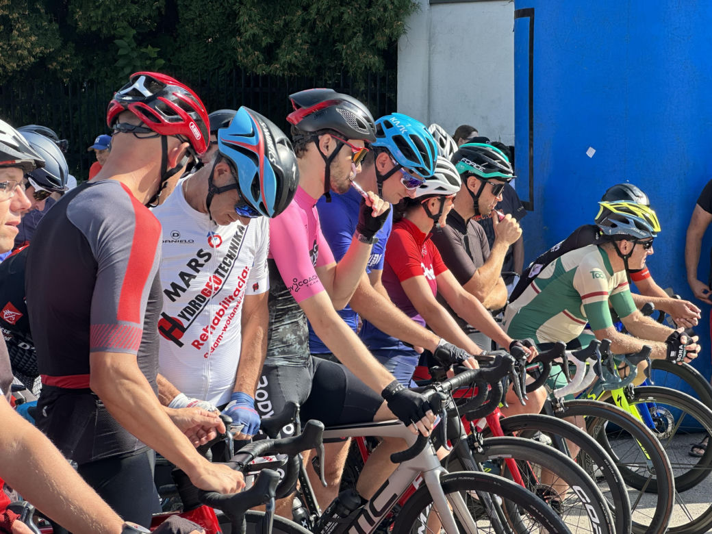 Sportowa rywalizacja i wspólne pomaganie. Za nami 8. edycja Tour de Cracovia Amatorów! 