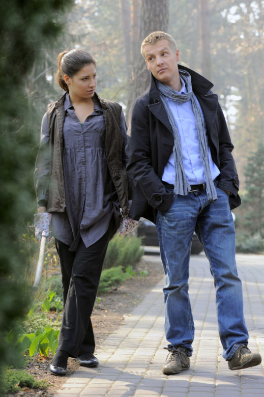 M jak miłość. Paweł (Rafał Mroczek), Majka (Laura Samojłowicz)