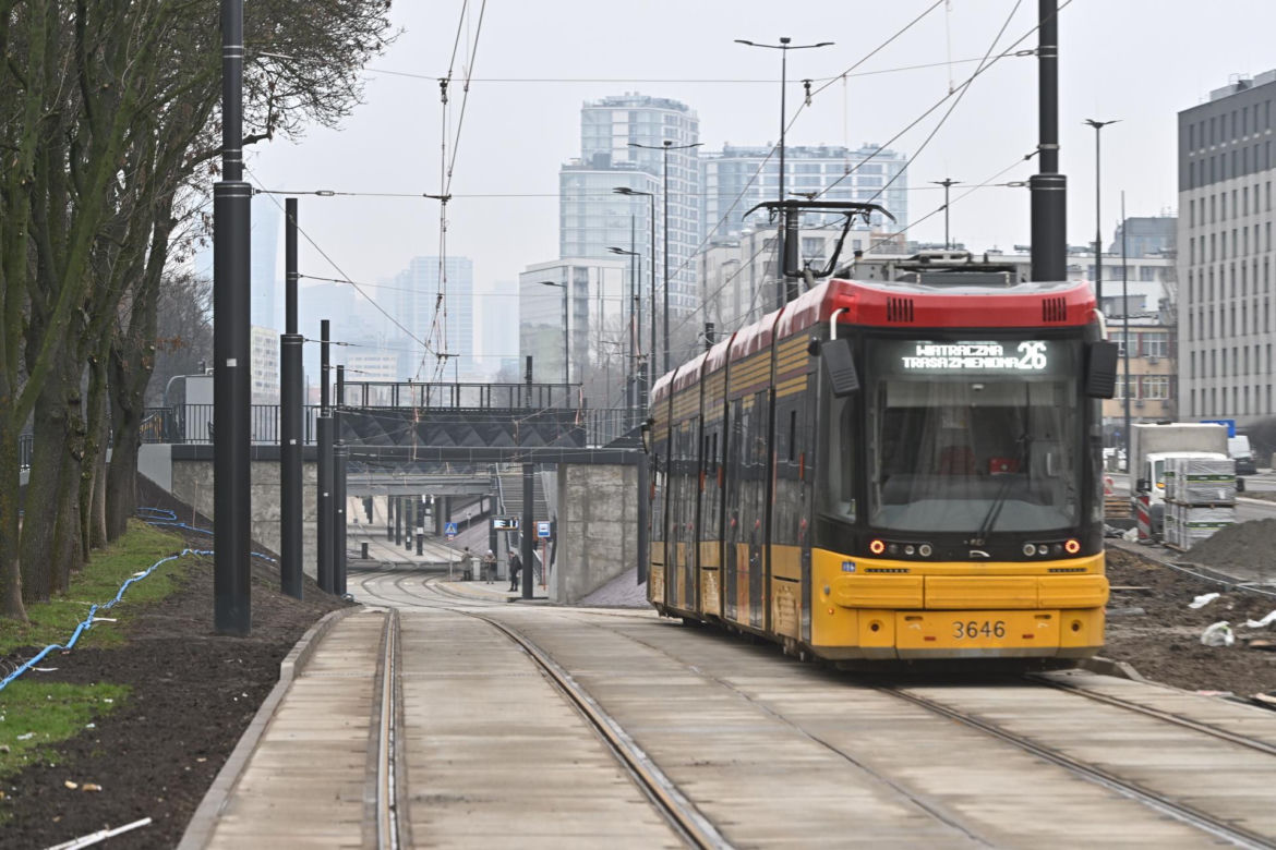 Tramwaj wozi już na Wolę. Torowisko na Kasprzaka otwarte