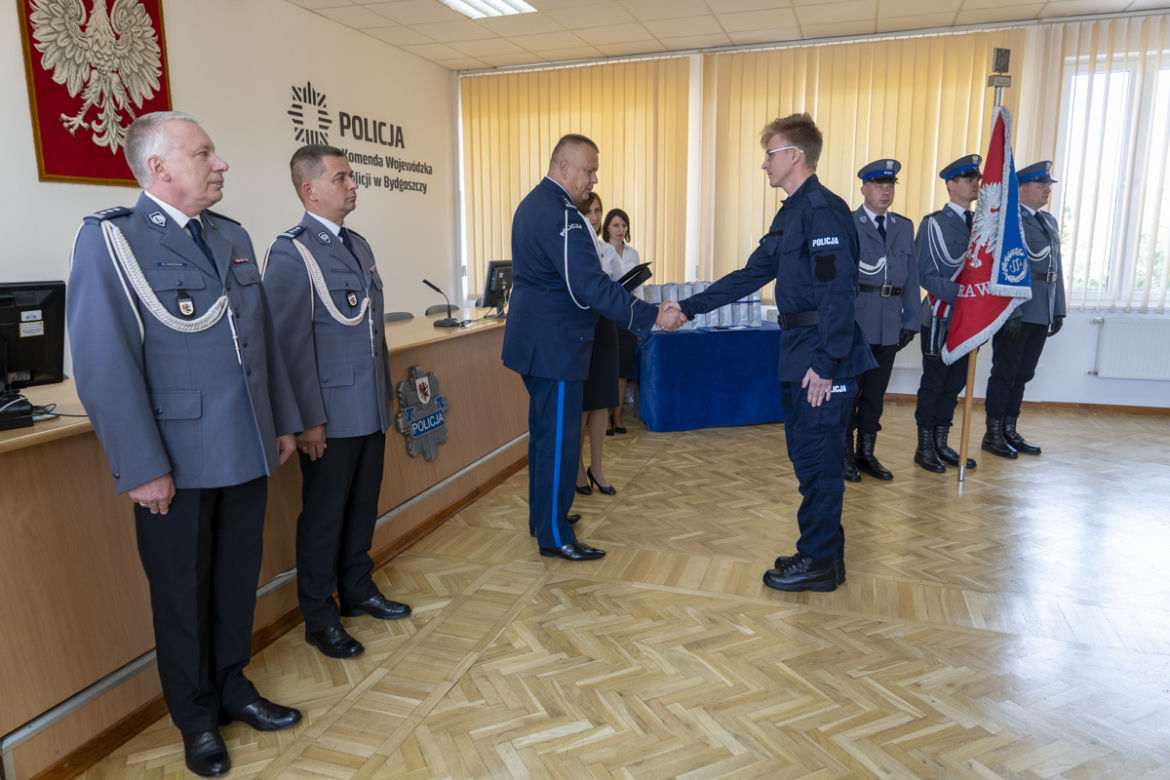 Młodzi policjanci złożyli w Bydgoszczy ślubowanie 