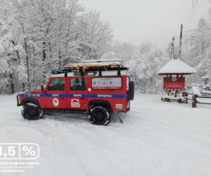 Lepiej zrezygnować z wycieczek w góry.  Radzą ratownicy GOPR z Krynicy 