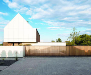 Dom ze skośnym dachem - projekt - Miłosz Stopiński