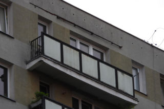 Bródno. Śmiertelny upadek dziecka z balkonu