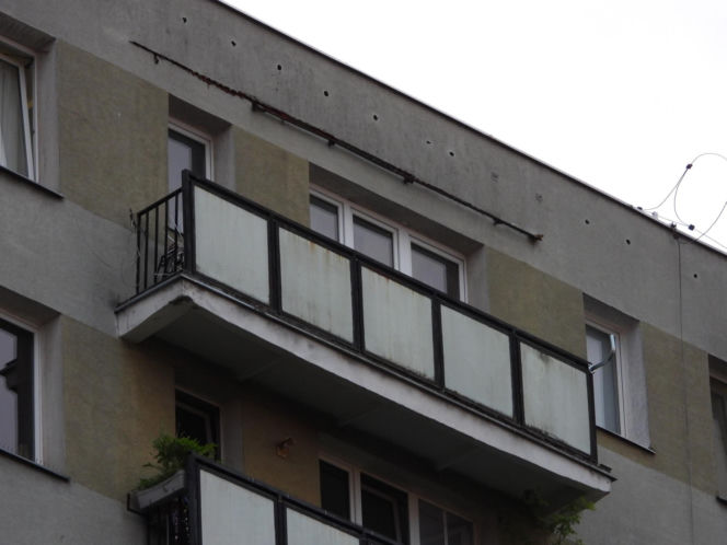 Bródno. Śmiertelny upadek dziecka z balkonu