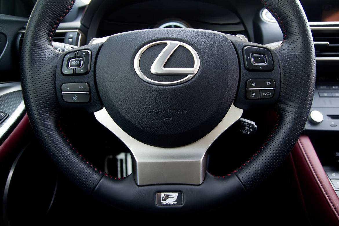 Lexus RC 200t F-Sport