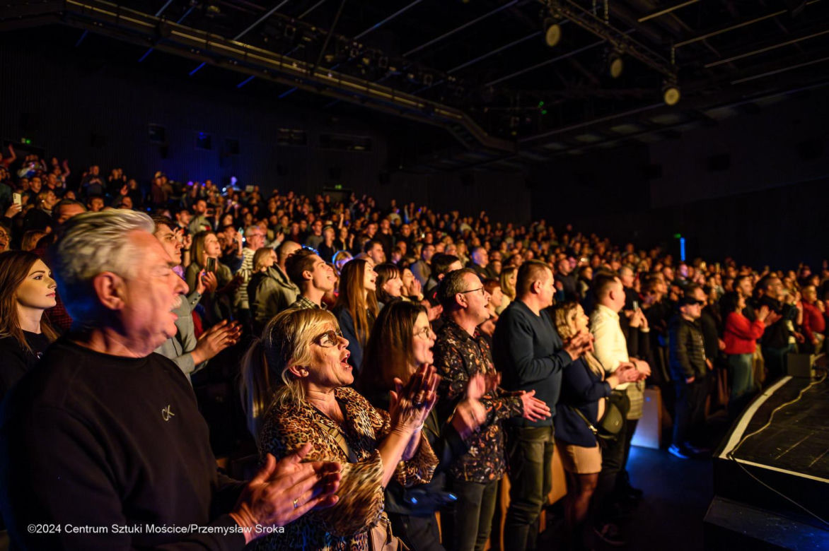 Wyjątkowy koncert Kombii w Tarnowie. Tak bawiła się publiczność! 