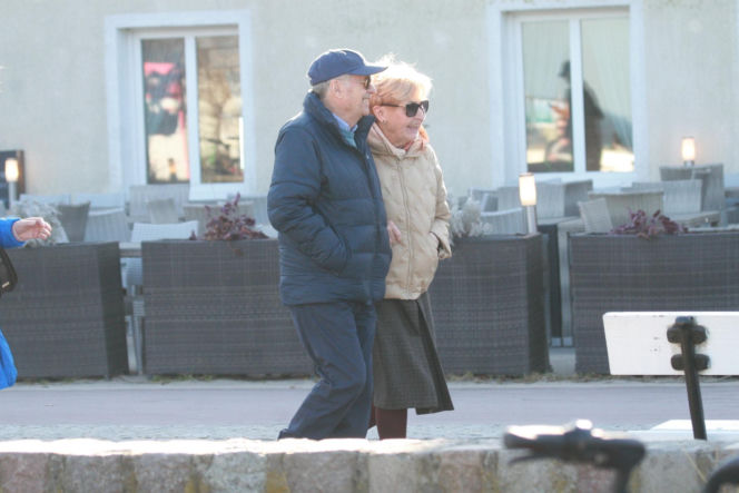 Stefan Friedmann z żoną na spacerze