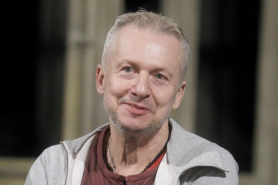 Od "Człowieka z żelaza" po "Kobiety mafii". Tak przez lata zmieniał się Bogusław Linda. Co za metamorfoza!