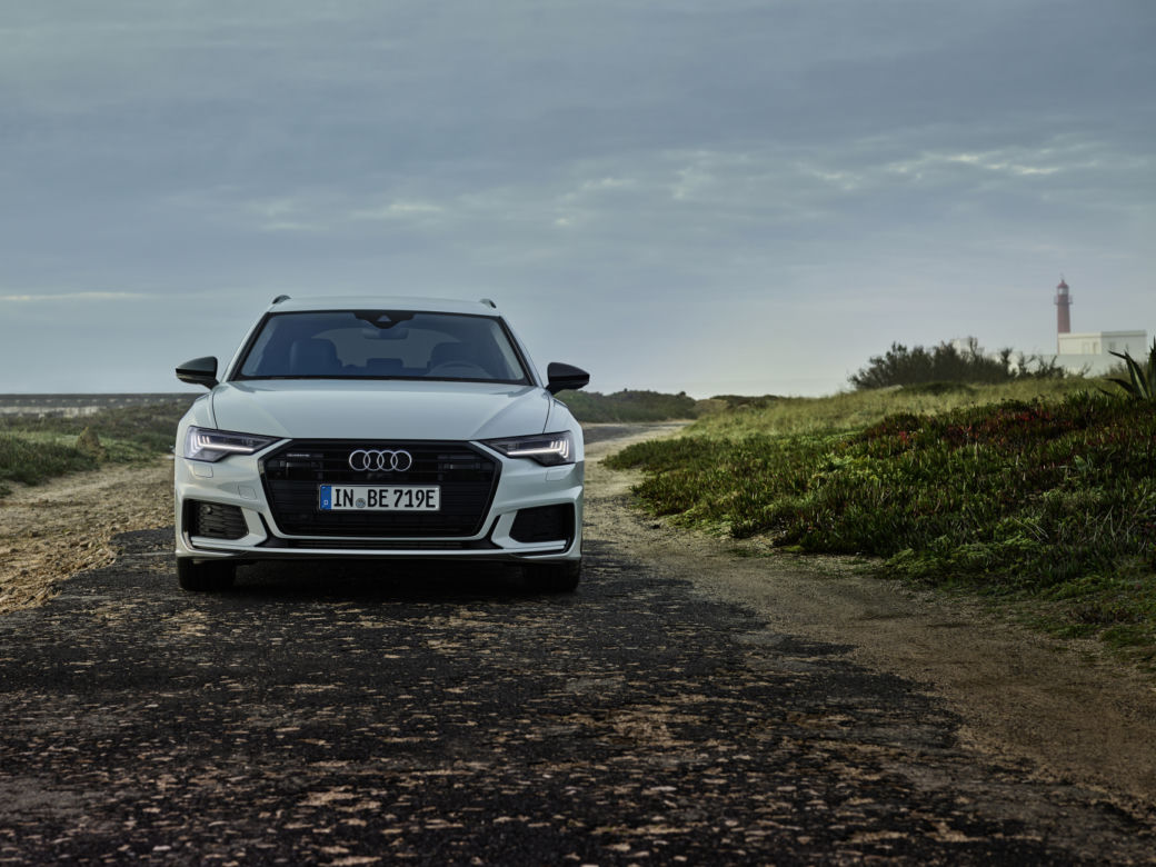 (2020) Audi A6 Avant TFSI e quattro