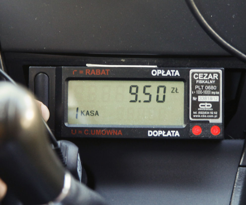 Napad na taksówkarza pod Piasecznem. W ruch poszedł gaz i pięści. Zaskakujący finał