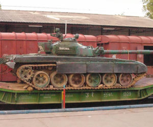 Nowe życie starych czołgów. Indyjska armia stawia na bezzałogowe T-72 w wojnie przyszłości