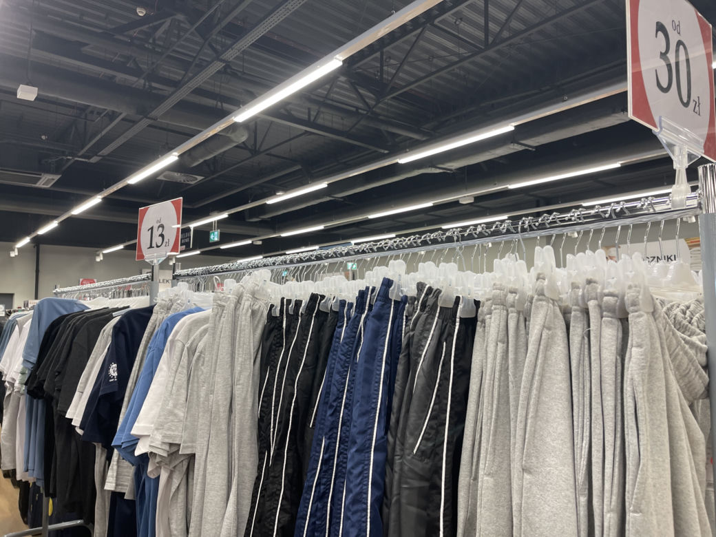 Otwarcie pierwszego w Polsce sklepu Woolworth w centrum handlowym Atut w Krakowie