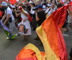  Dewastują tęczową flagę na obchodach Powstania Warszawskiego
