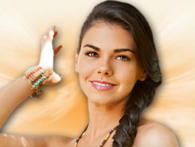 OTCHŁAŃ NAMIĘTNOŚCI. Paloma (Livia Brito) 