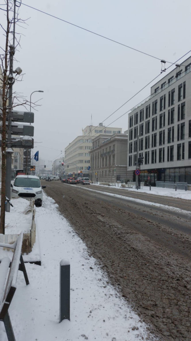 Uwaga – drogi jak szklanka!