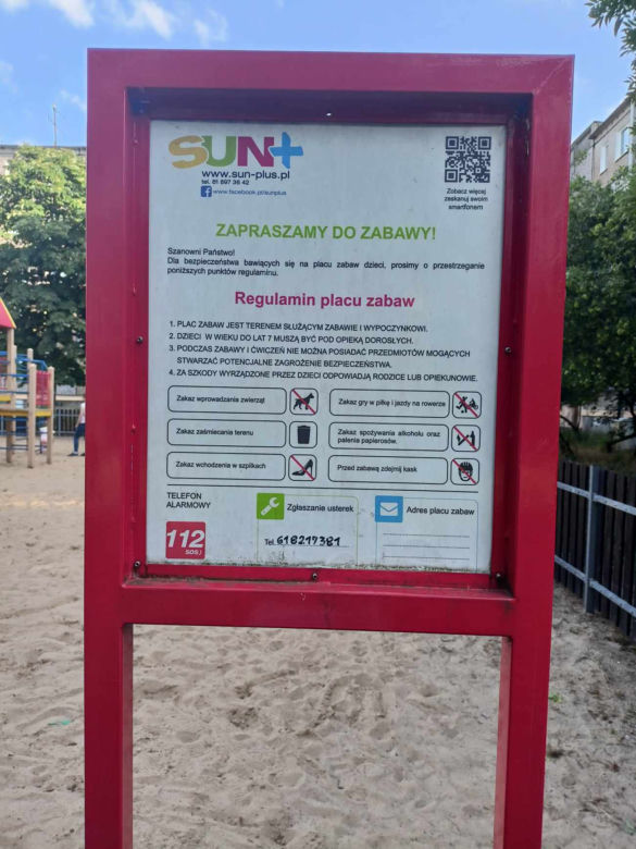 Plac zabaw na Piątkowie z ograniczonymi godzinami otwarcia