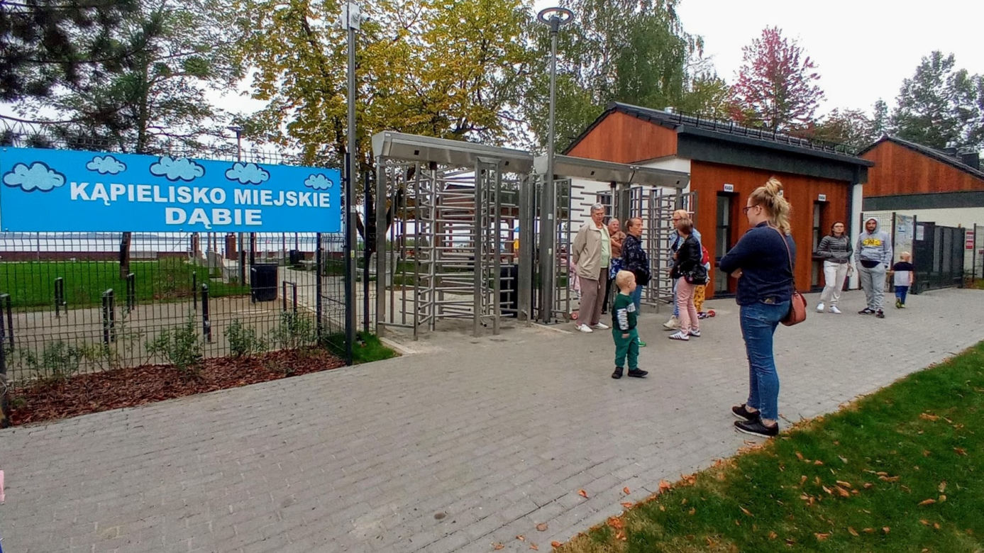 Plaża w Dąbiu otwarta po remoncie
