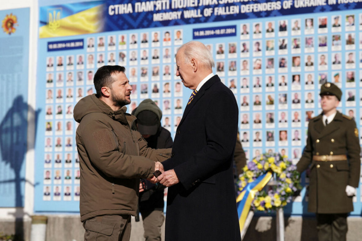 Prezydent Biden spotkał się w Kijowie z prezydentem Zełenskim