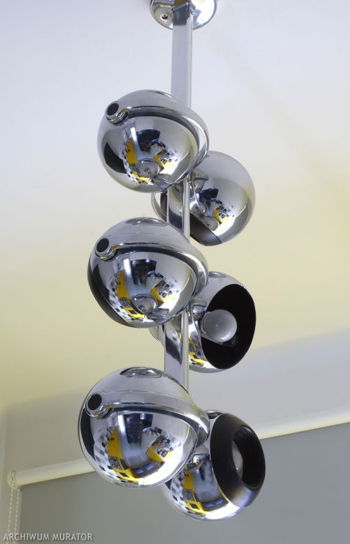 Nowoczesne LAMPY do salonu: 36 aranżacji