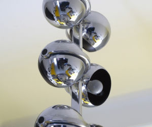 Nowoczesne LAMPY do salonu: 36 aranżacji