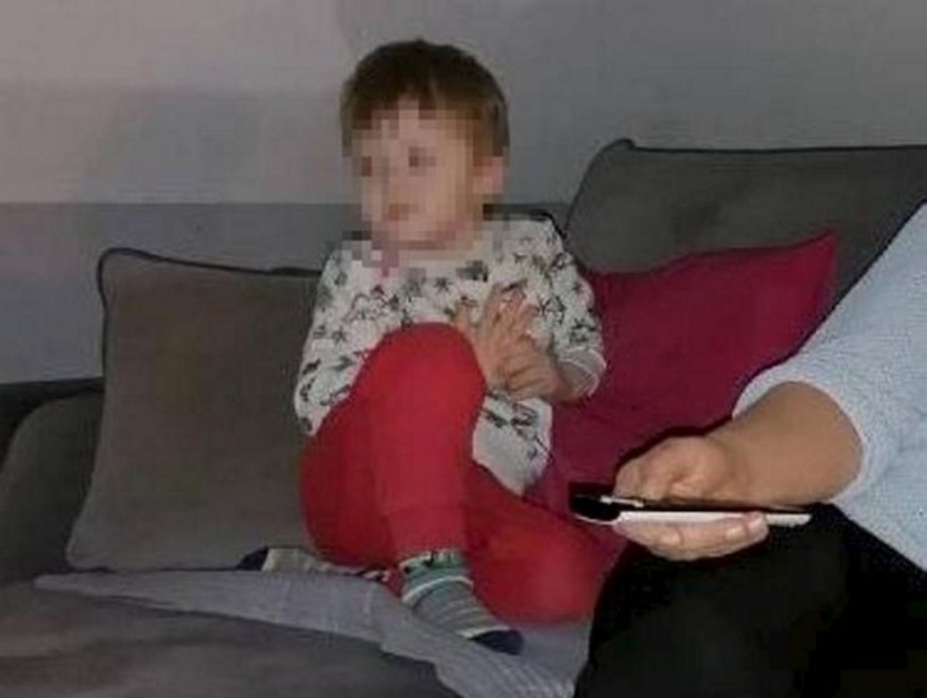 Zwłoki małego Leona zakopane za domem. Chłopczyk potwornie cierpiał przed śmiercią