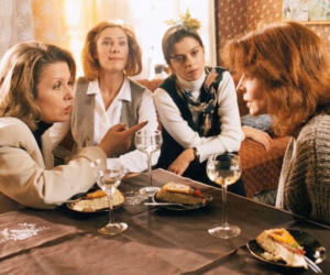 Kultowy serial lat 90. Jak po 30 latach wyglądają gwiazdy Matek, żon i kochanek?