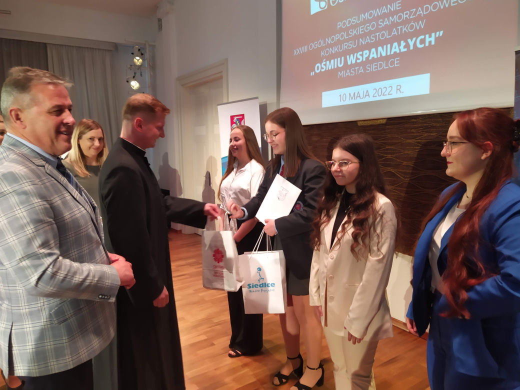 Laureaci i wyróżnieni w konkursie "Ośmiu Wspaniałych" w Siedlcach w 2022 roku - fotorelacja