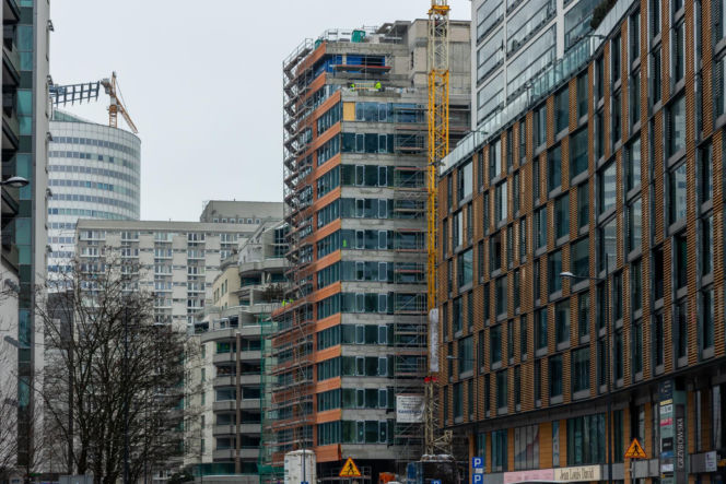 Apartamentowiec Flare przy Grzybowskiej 6A w Warszawie