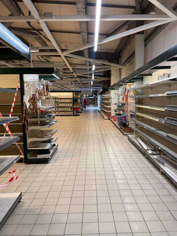 Znany market znika z mapy Krakowa. Tam nie zrobimy już zakupów