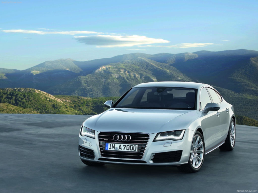 Audi A7 hatchback, model 2011