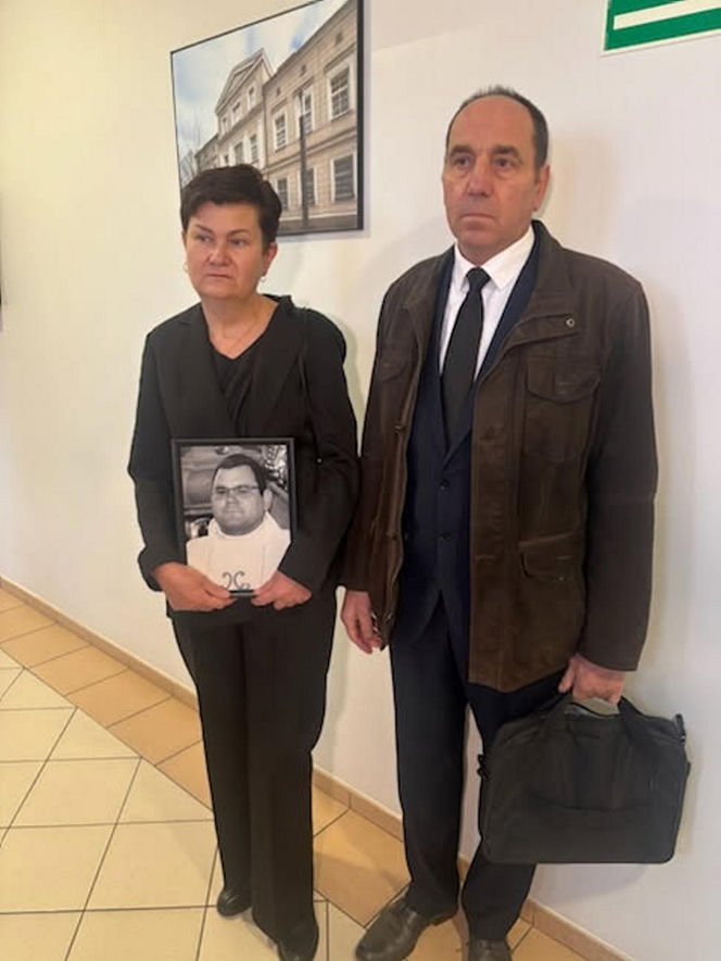 Proboszcz doprowadził do śmierci wikariusza?