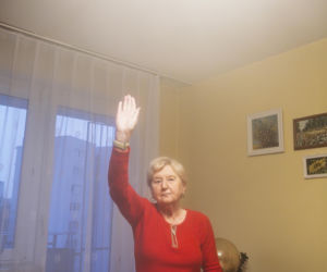 Śmieci, smród i strach na Gocławiu. Sąsiad zbieracz terroryzuje mieszkańców. On potrzebuje pomocy