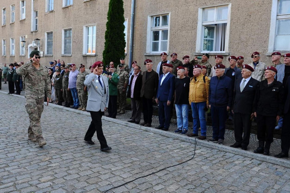 „Oj dana, dana, służba u Żdana jest przeje…” Tak komandosi śpiewali o swoim dowódcy