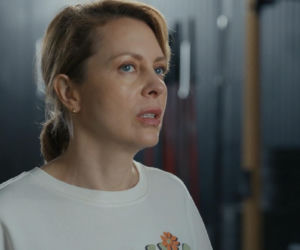 Barwy szczęścia, odcinek 3305. Dorota Kujawiak (Karina Seweryn)