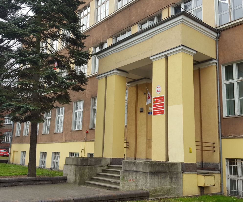  Miasto szuka wykonawcy termomodernizacji Zespołu Szkól nr 4 w Lesznie