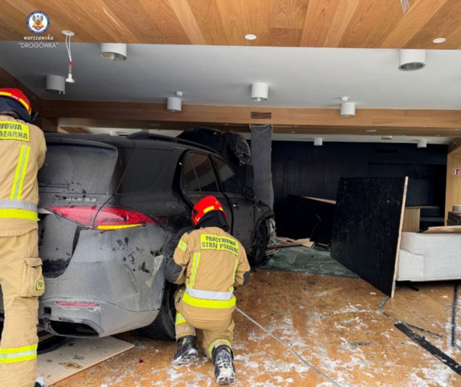 Wypadek na skrzyżowaniu Towarowej z Jaktorowską w Warszawie (14.01.2026)