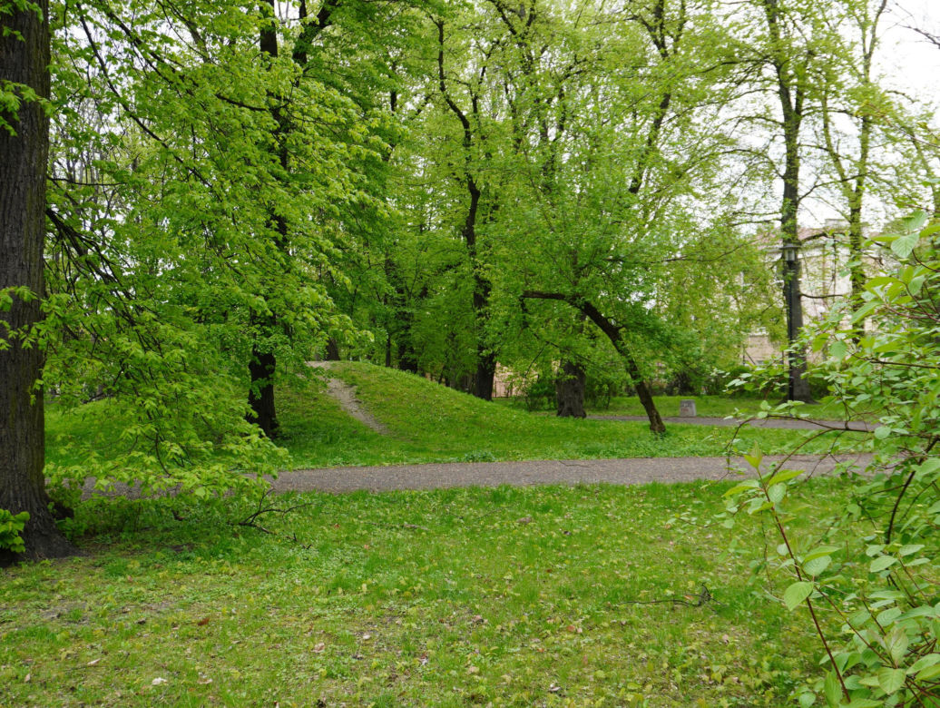 Park Bronowice wiosną 2024