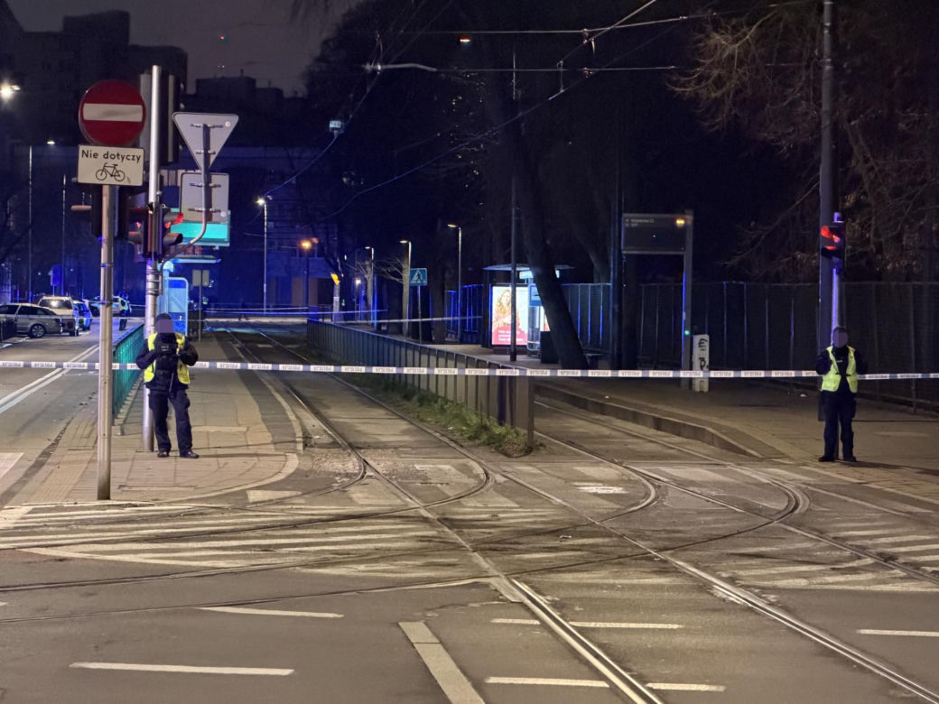 Podejrzany pakunek wstrzymał ruch tramwajów na Pradze. Co się stało?
