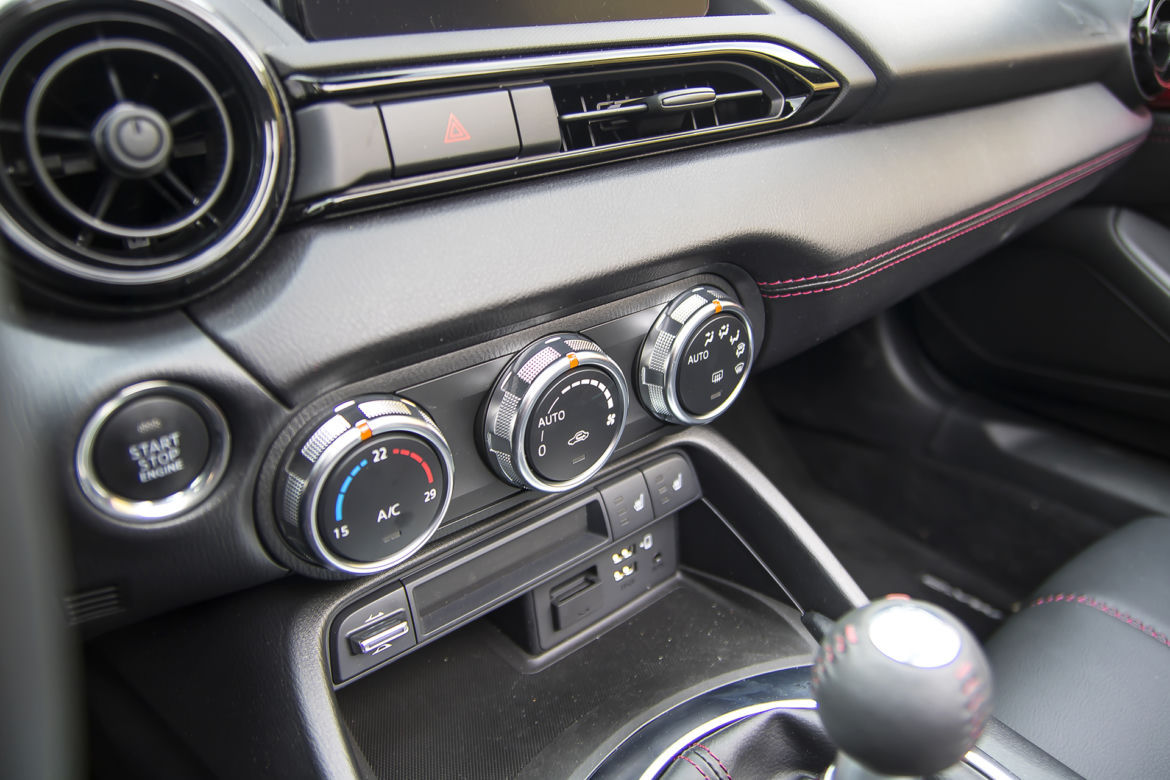 2019 Mazda MX-5 RF 2.0 SKY-G 184 KM 6MT