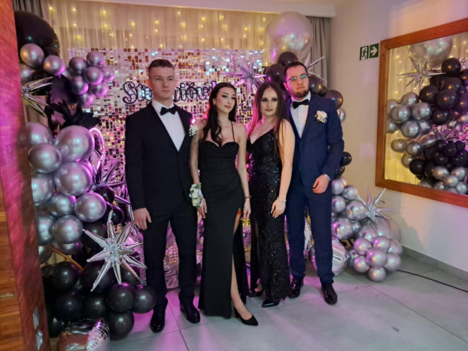 Studniówka 2026 maturzystów ZSTM w Skarżysku-Kamiennej