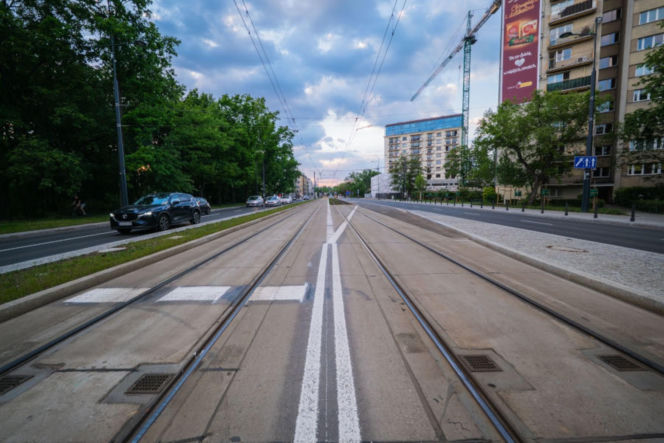 Trambuspas na kolejnym odcinku w Warszawie