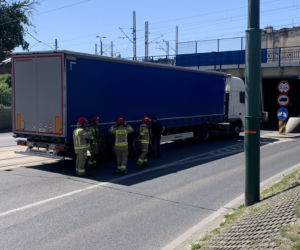 TIR zablokował Sosnowiec. Kierowca był nietrzeźwy