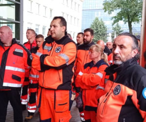 Podkarpackie: protest ratowników medycznych [ZDJĘCIA]