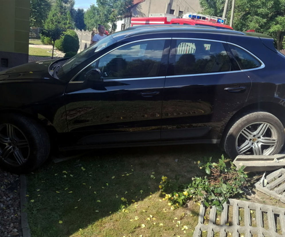 Babcia w Porsche potrąciła swoją wnuczkę