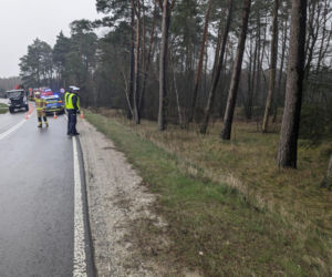 Śmiertelny wypadek 26-latka z Chojnic Jego mercedes całkowicie zmiażdżony