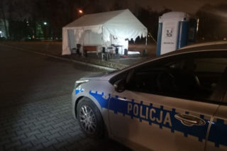 Śląskie: Ktoś podpalił punkt pobrań testów na koronawirusa. To robota antyszczepionkowców?