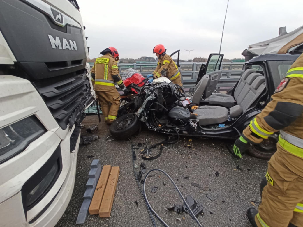 Wypadek na A2 pod Mińskiem Mazowieckim