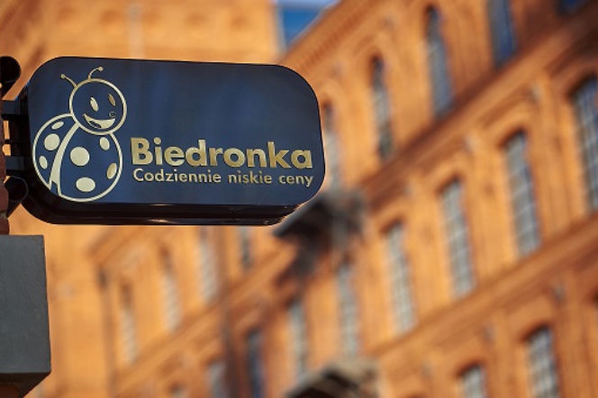 Biedronka zmienia layout i modernizuje sklepy 